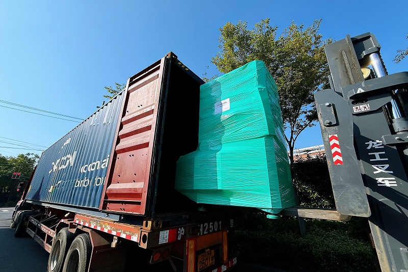 大型防腐三氯压片机