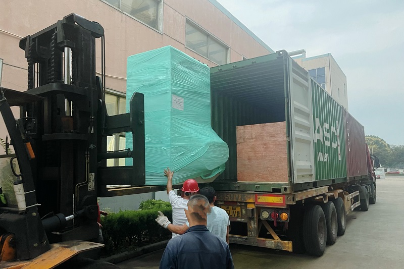 大型防腐三氯压片机