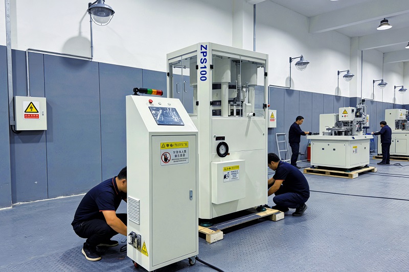 大型防腐三氯压片机